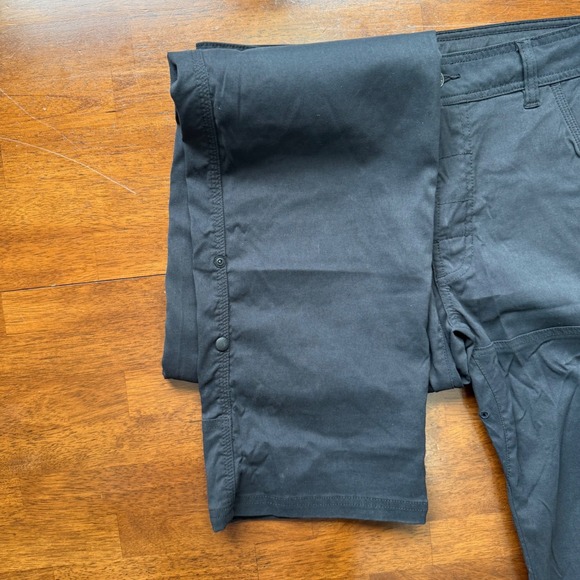 Prana Stretch Zion Hiking Pants Mens 30x34 Black Nylon Cargo Outdoor - Picture 3 of 13